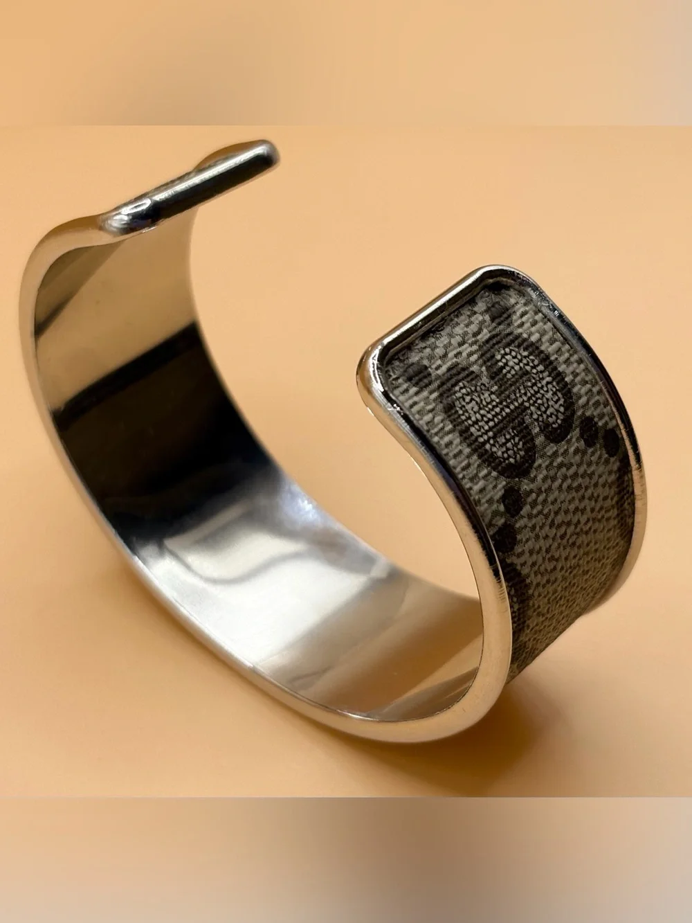 Classic GG Gucci Patterned Fabric Cuff Bracelet with Silver Trim