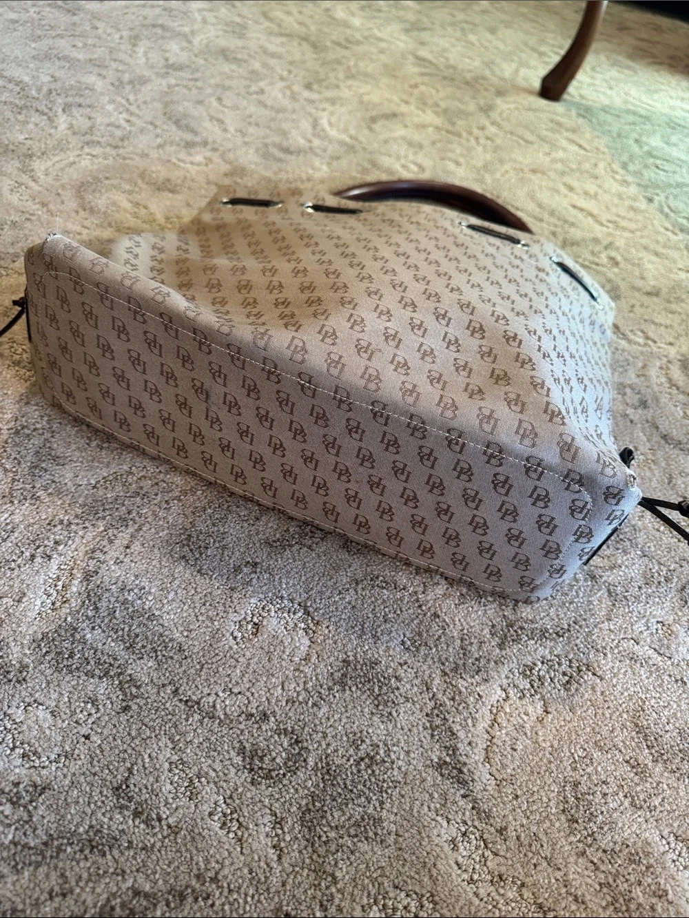 Dooney & Bourke dooney bourke