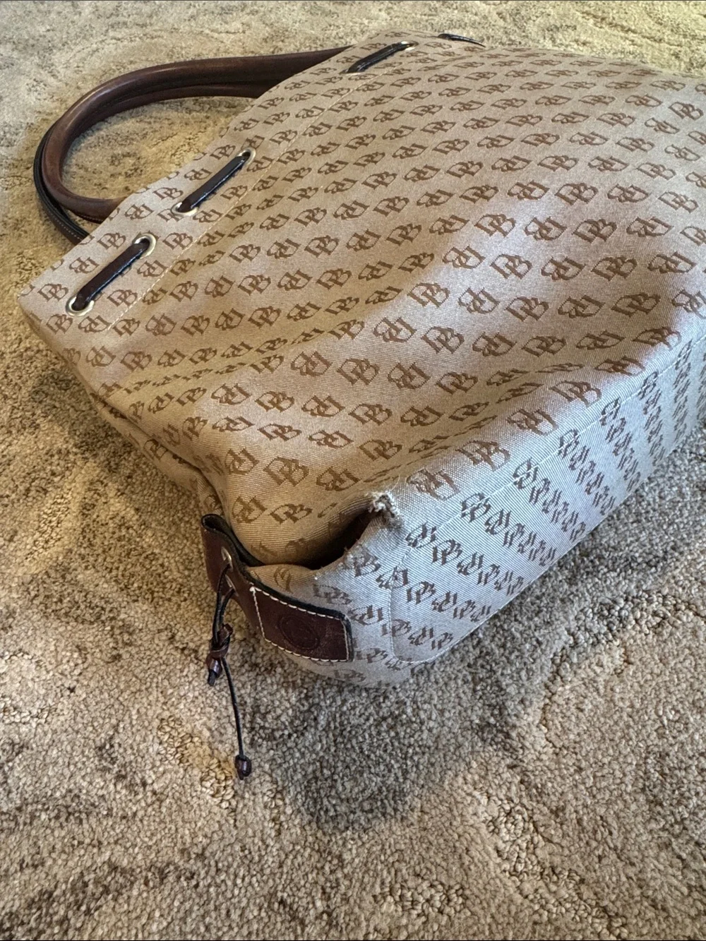 Dooney & Bourke dooney bourke