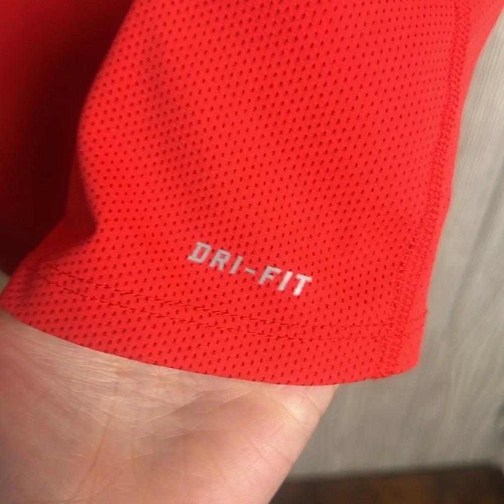 Nike women bright
