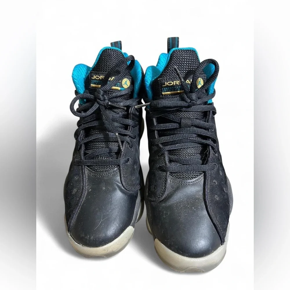 Jordan sleek black