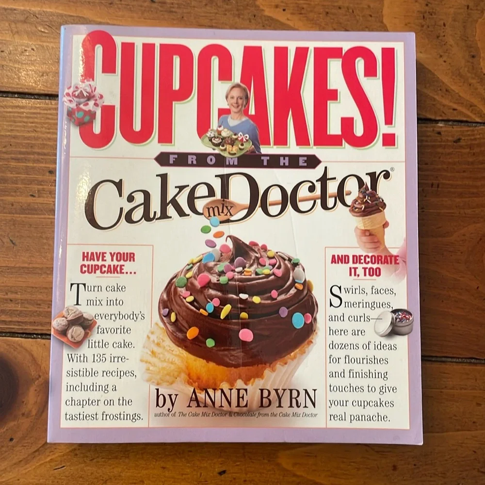 Cookbook Cupcakes!: From the Cake Mix Doctor