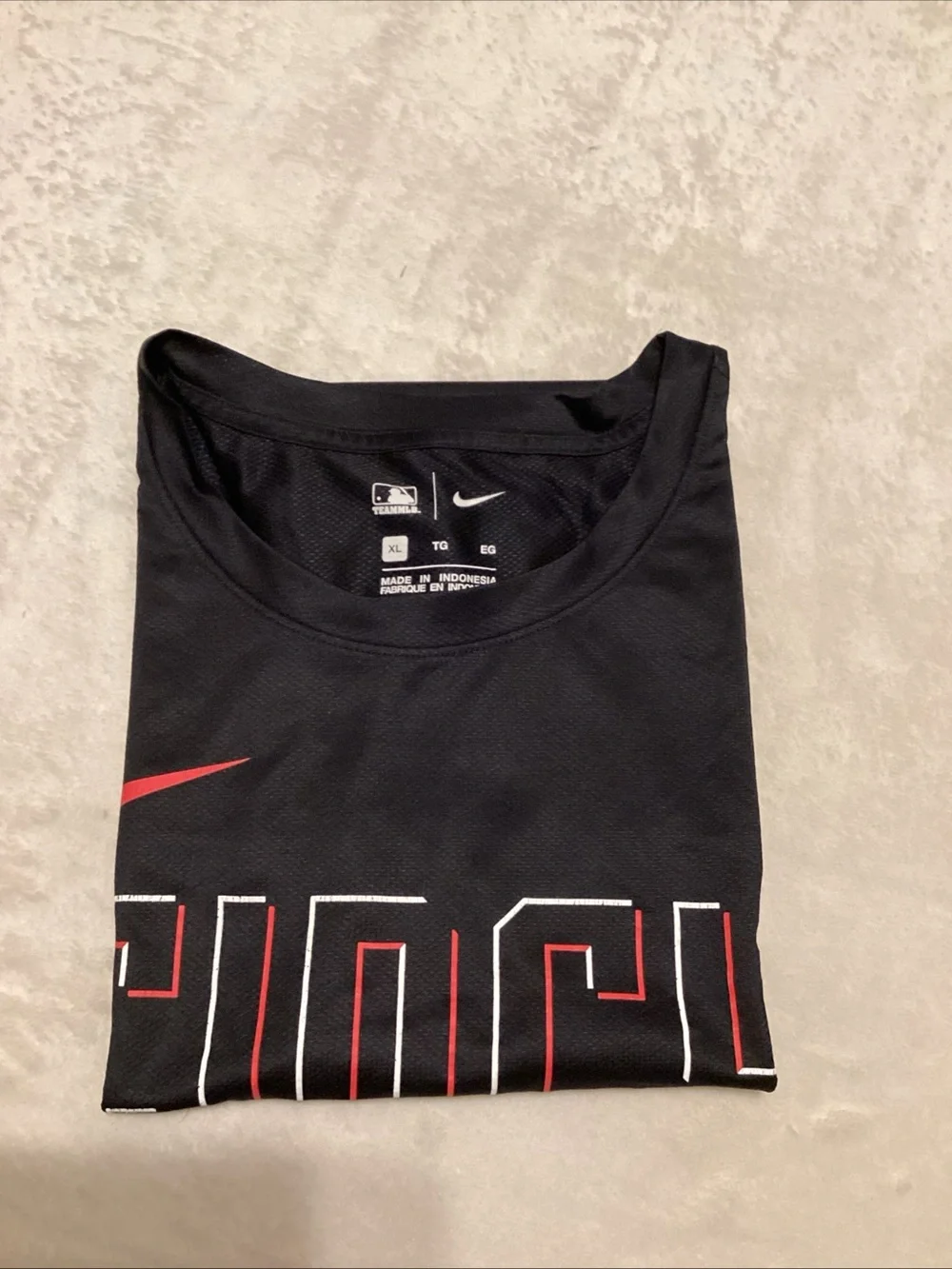Nike tee wear lettering