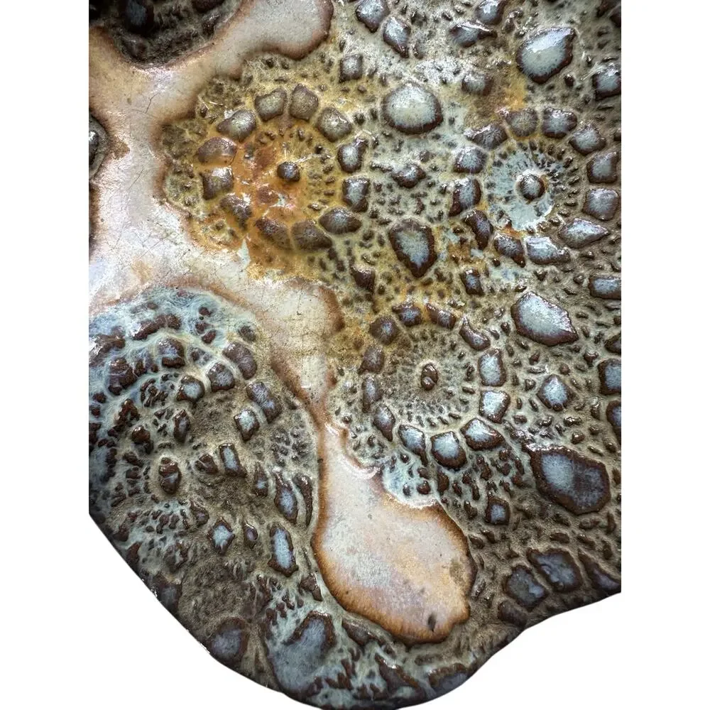 Unmarked trinket tray