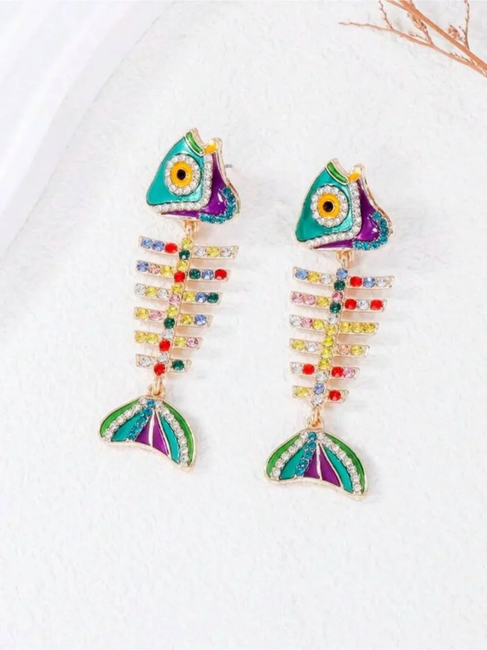 Fish drop earrings Q1176