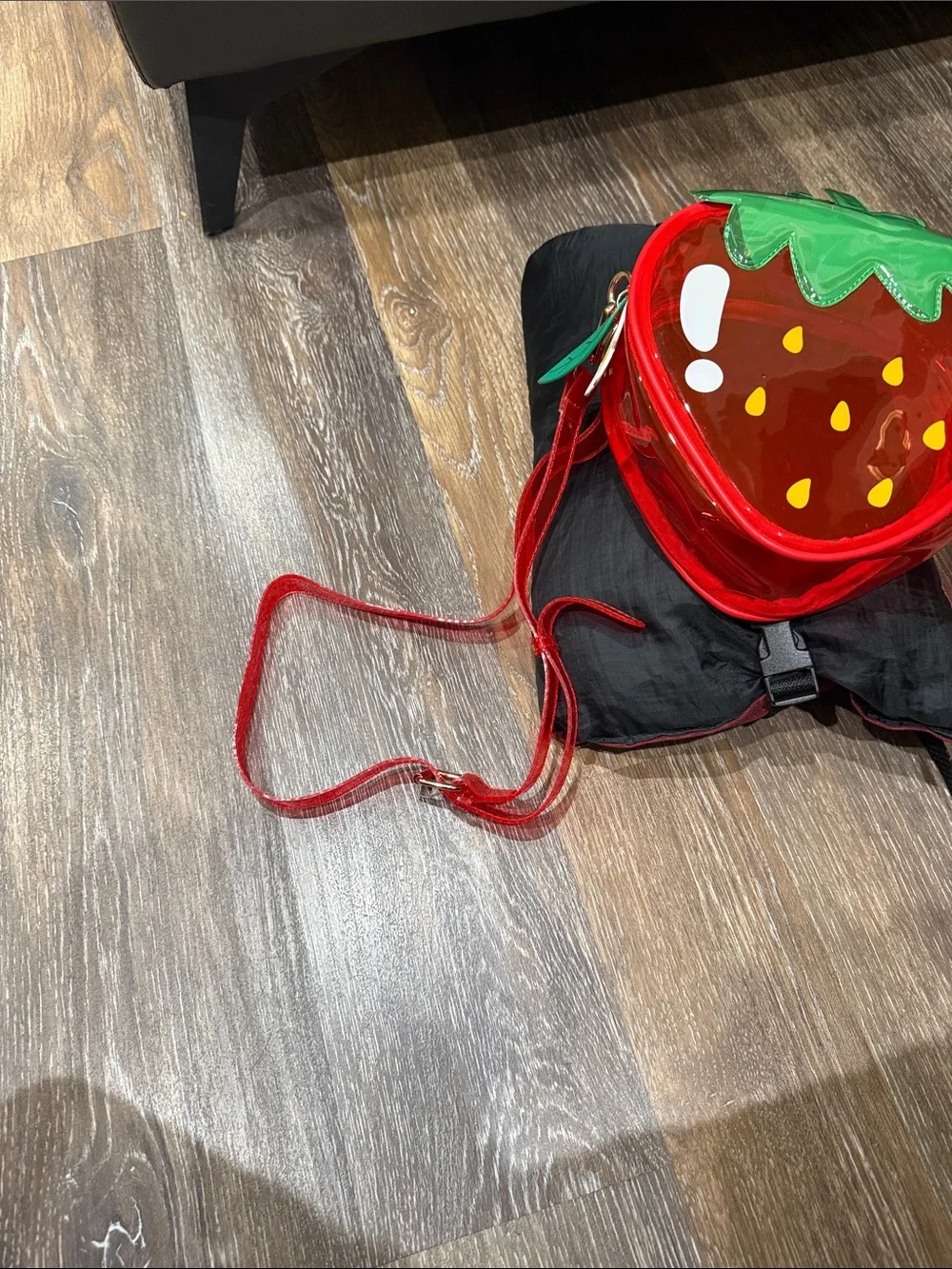 N/A cute strawberry