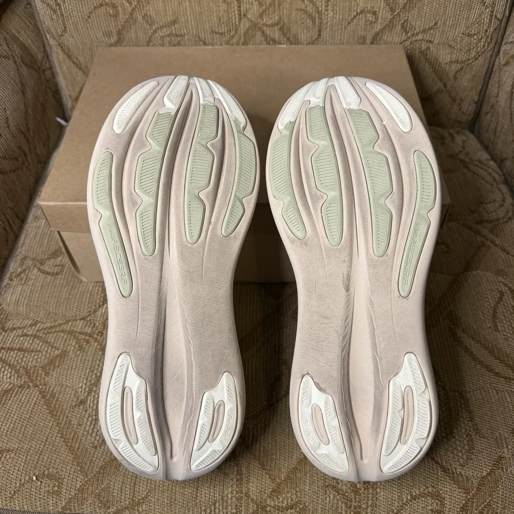 Asics excellent used