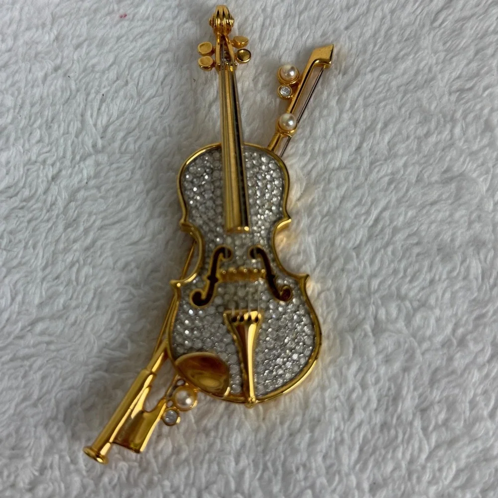 Atelier Swarovski swavorski crystal
