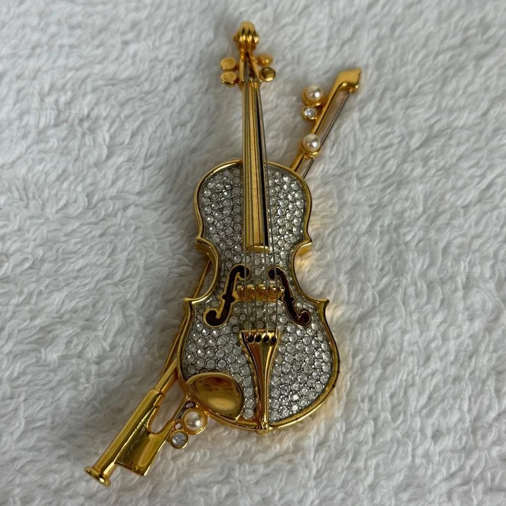 Atelier Swarovski swavorski crystal