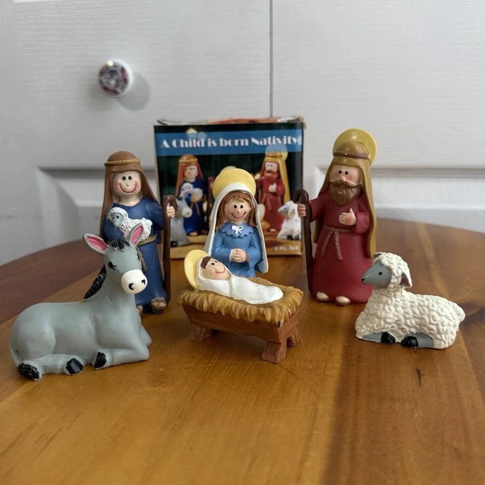 A Child Is Born‎ 6 Piece Nativity Set Mary Jesus Wisemen Lamb Donkey Cottage