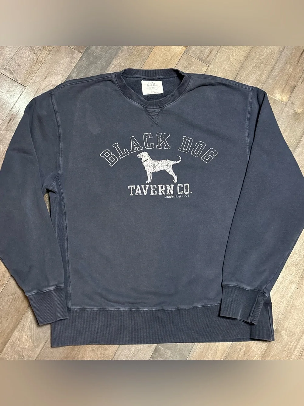 The Black Dog Vintage Logo Crewneck Sweatshirt in Navy