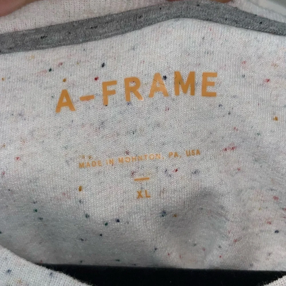 A-FRAME great sleeve
