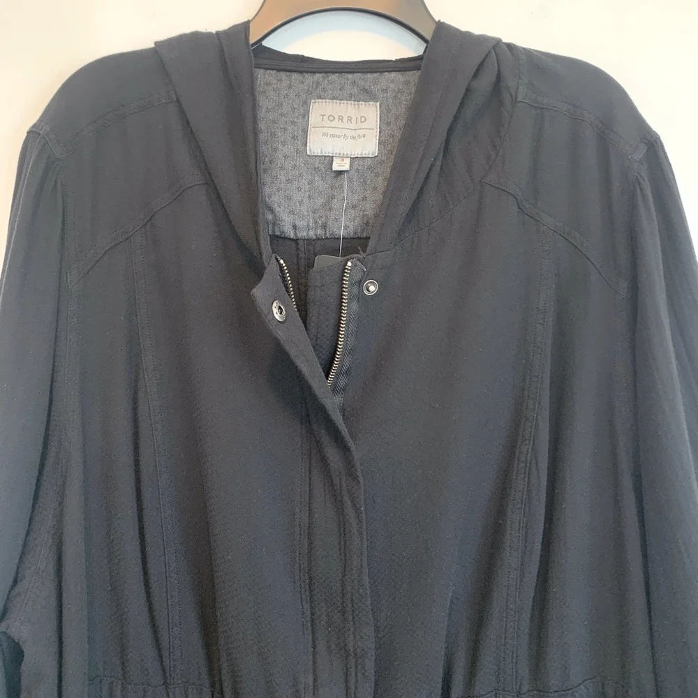 torrid two closure drawstring