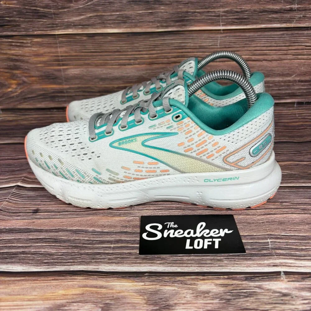Brooks women’s size