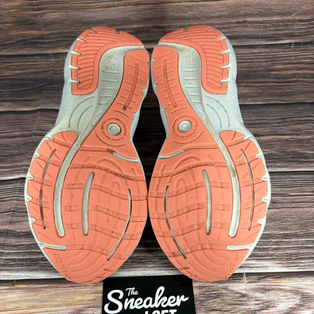 Brooks women’s size