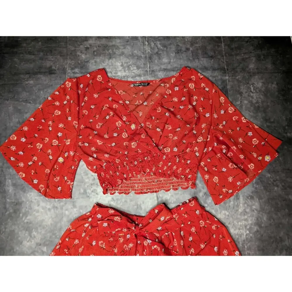 SHEIN ditsy red