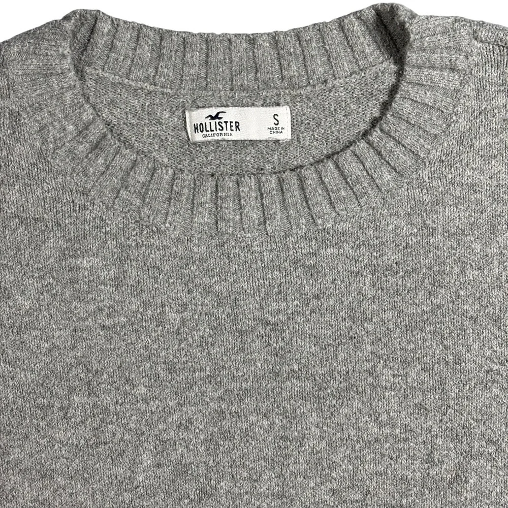Hollister grey crew