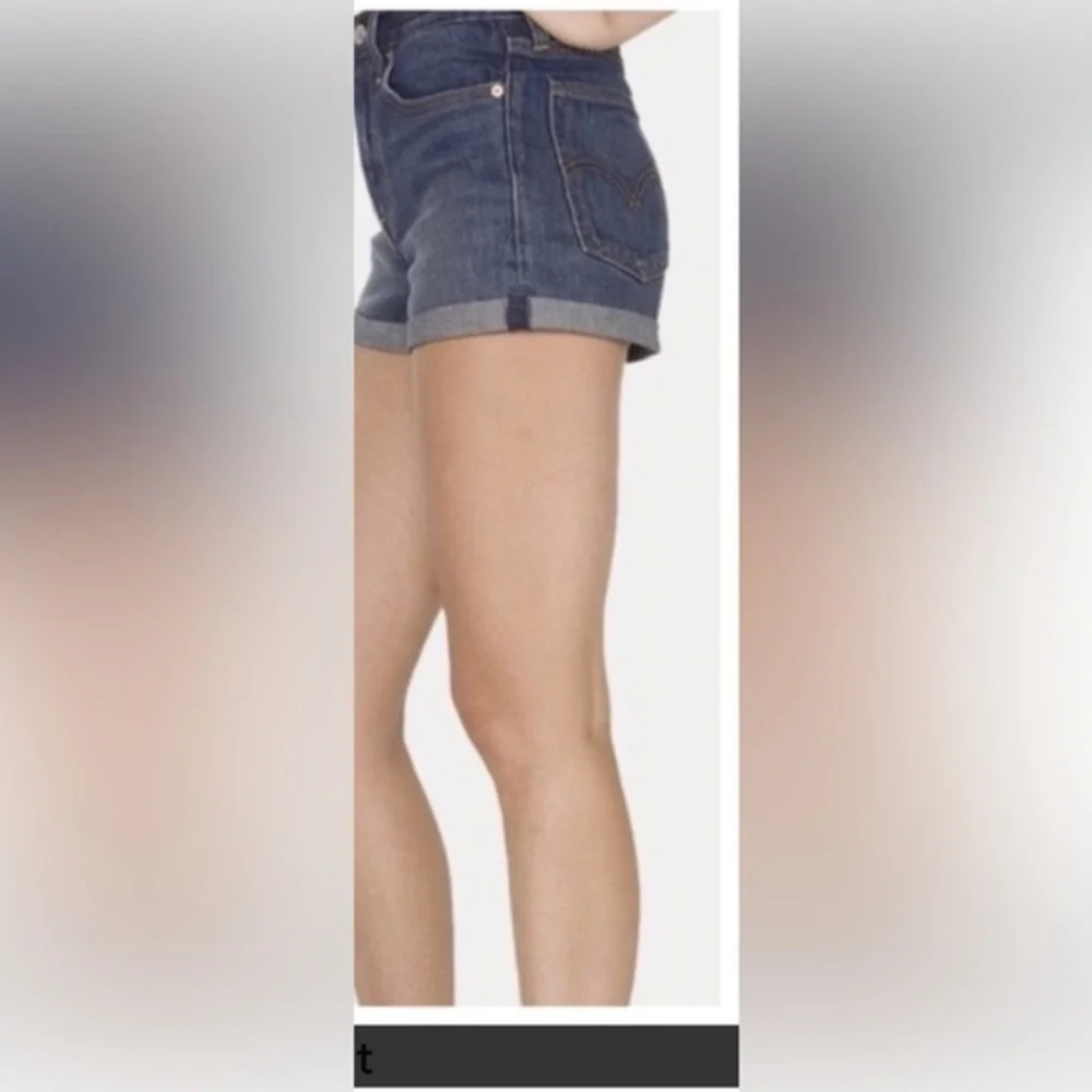 Levis preowned no
