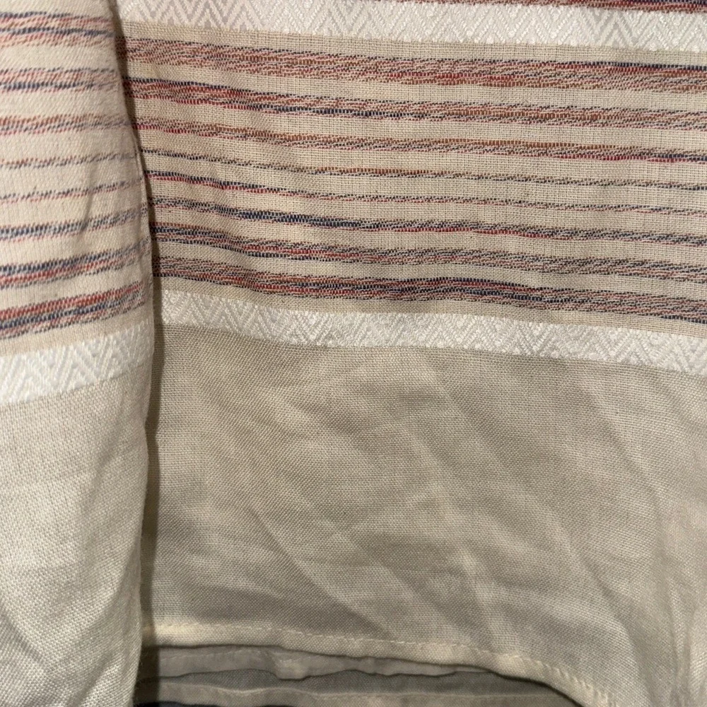 Universal Thread chic cream