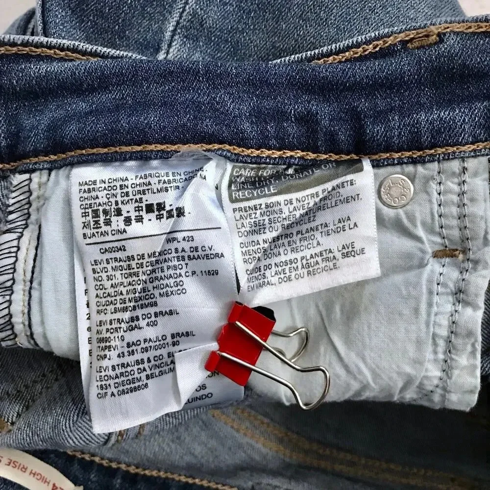 Levis fading nwot