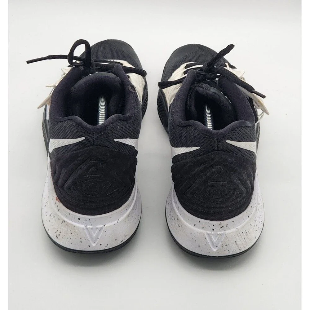 Nike kyrie team