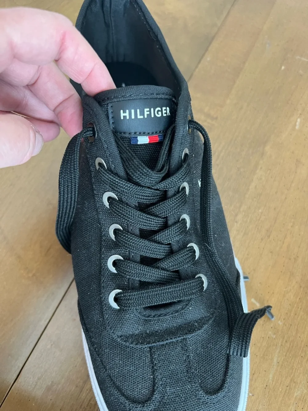 Tommy Hilfiger tommy hilfiger