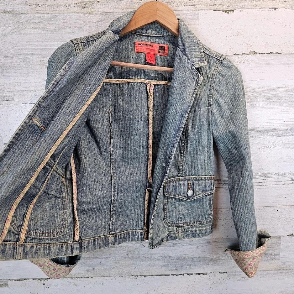 Mossimo Supply Co. 19 baddie