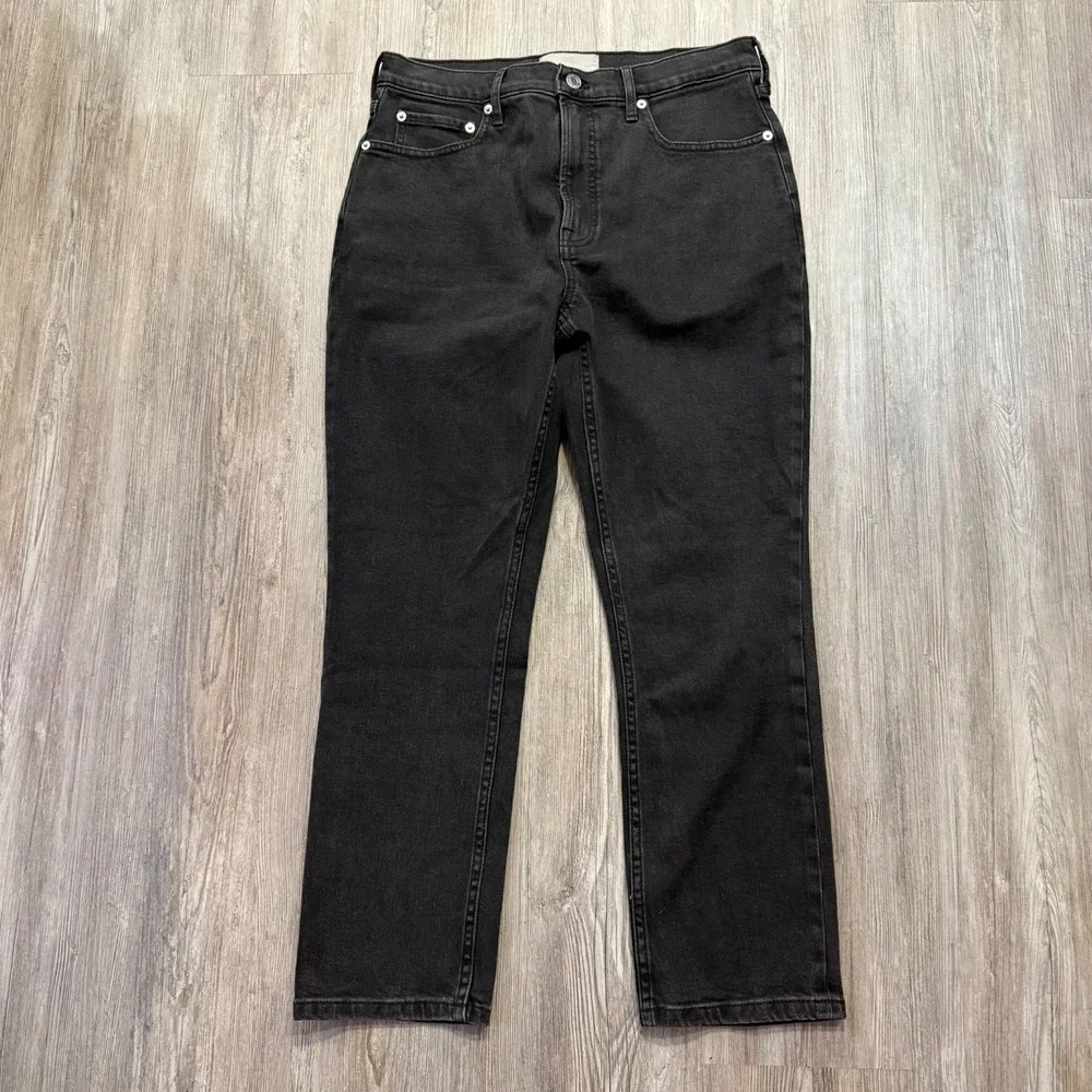 Everlane Womens 30 Short Original Cheeky Jean Faded‎ Black