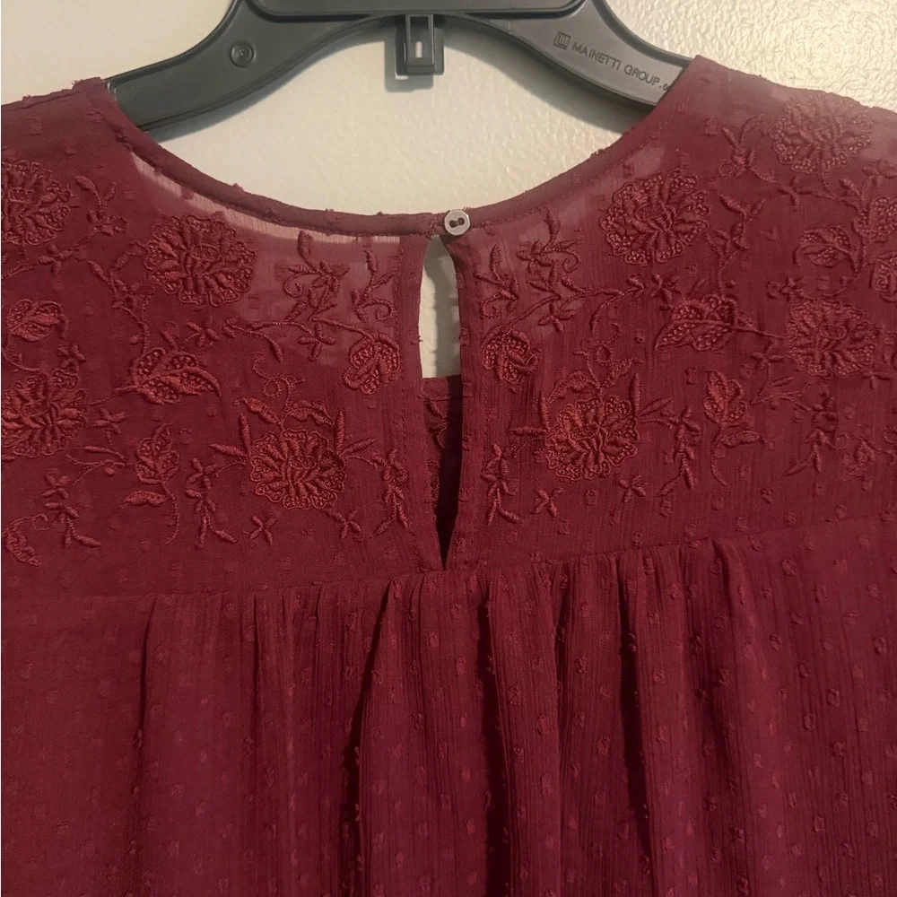 Abercrombie & Fitch stylish intricate