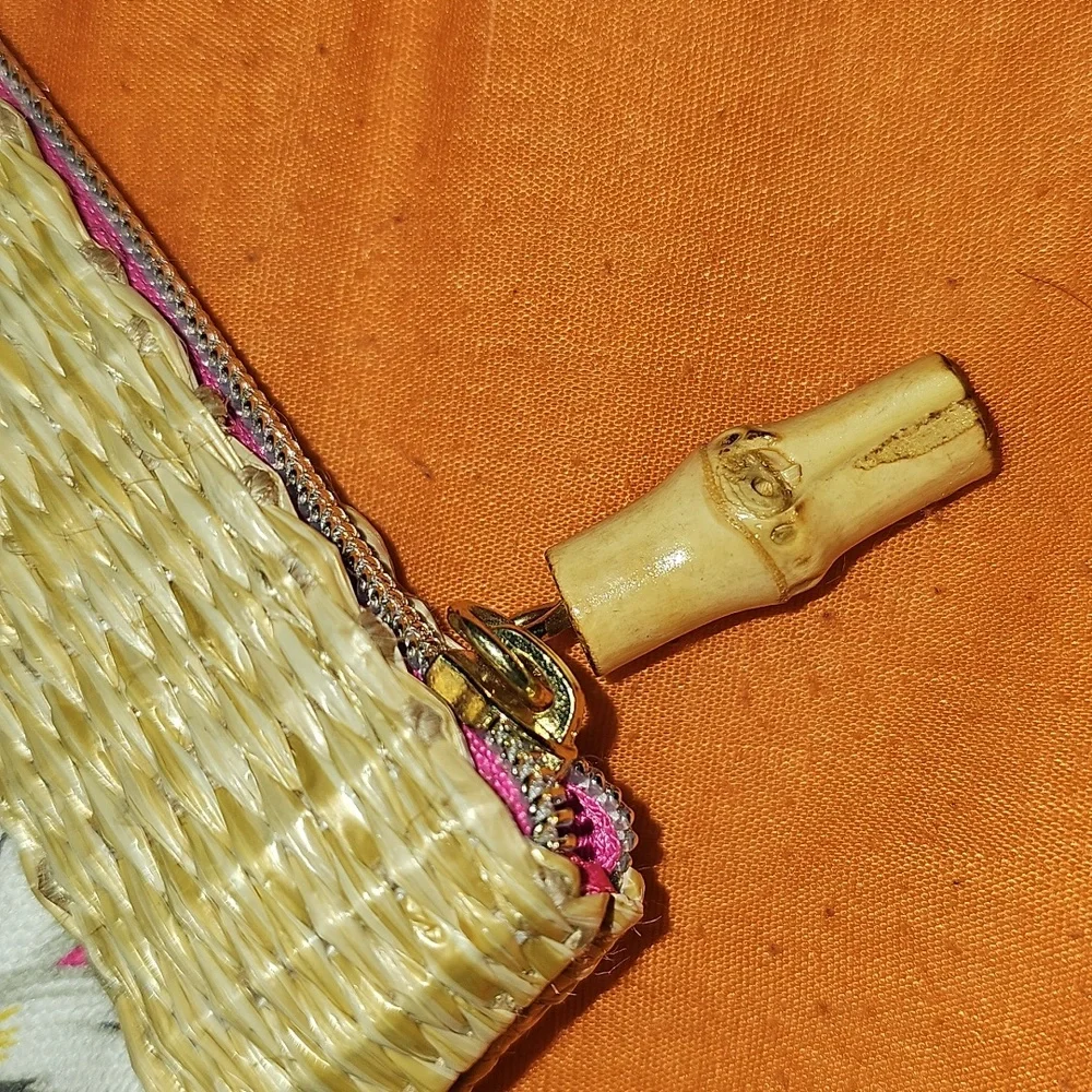 Estee Lauder makeup bag
