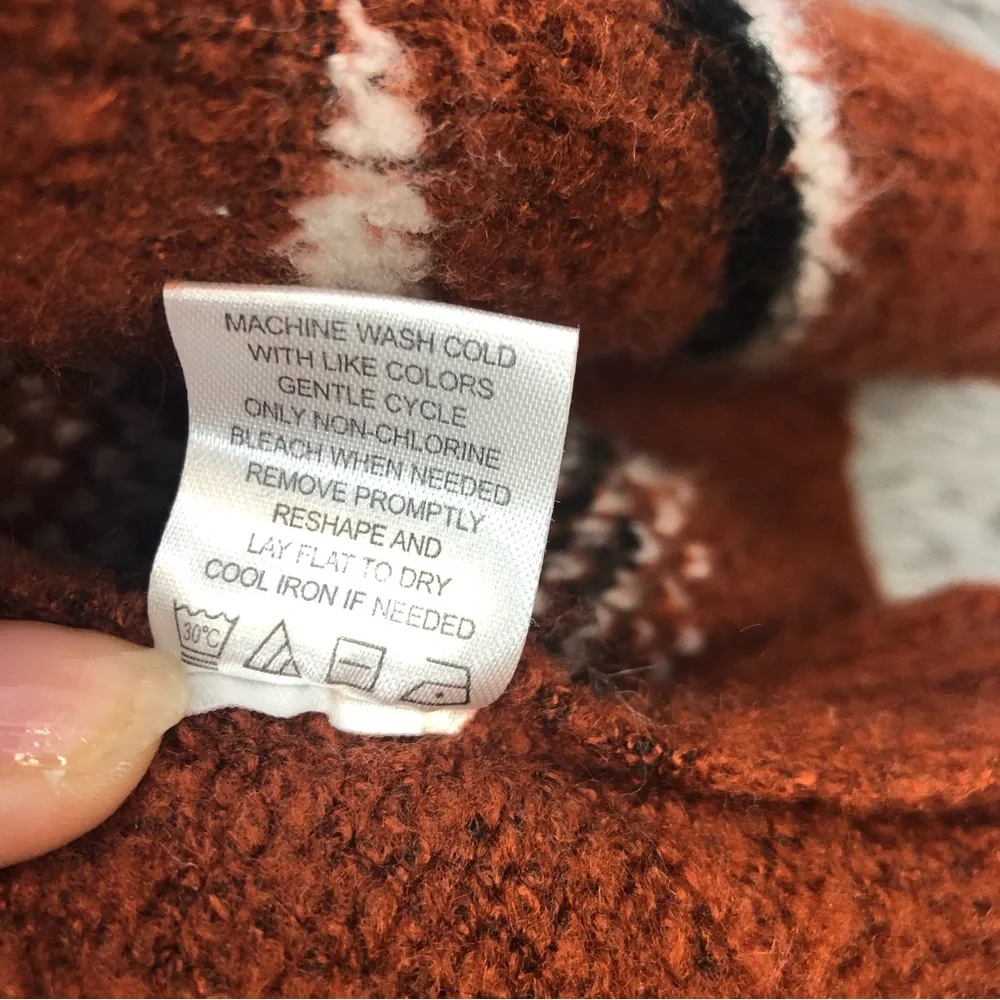 Absolutely Famous size large
