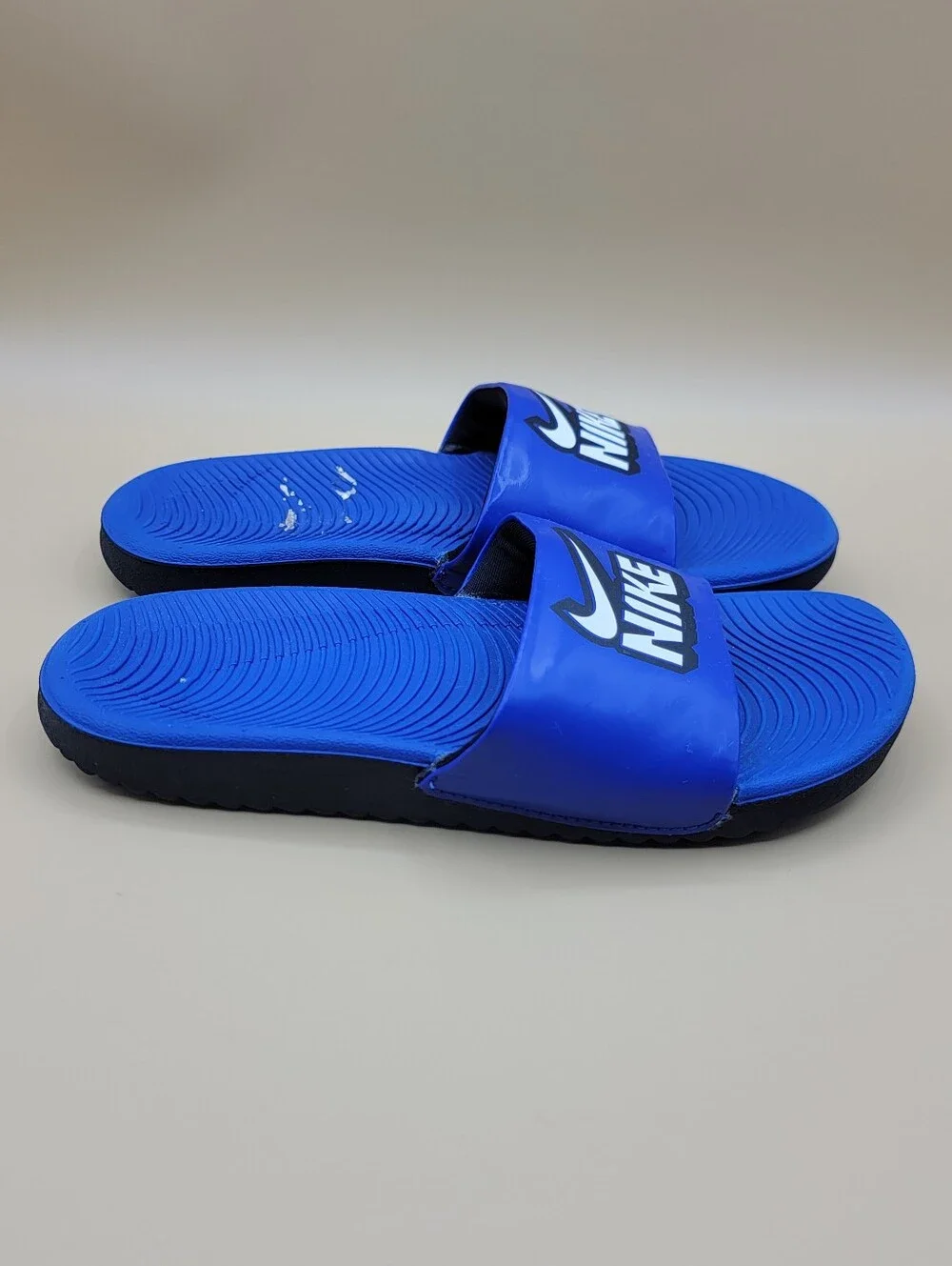 Nike kawa little
