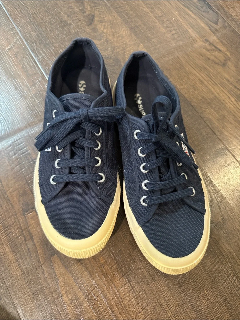 Superga classic low