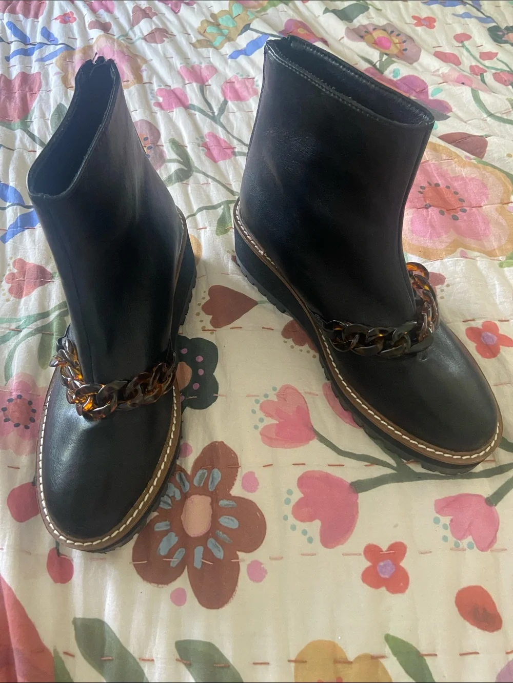 Coconuts by Matisse black leather
