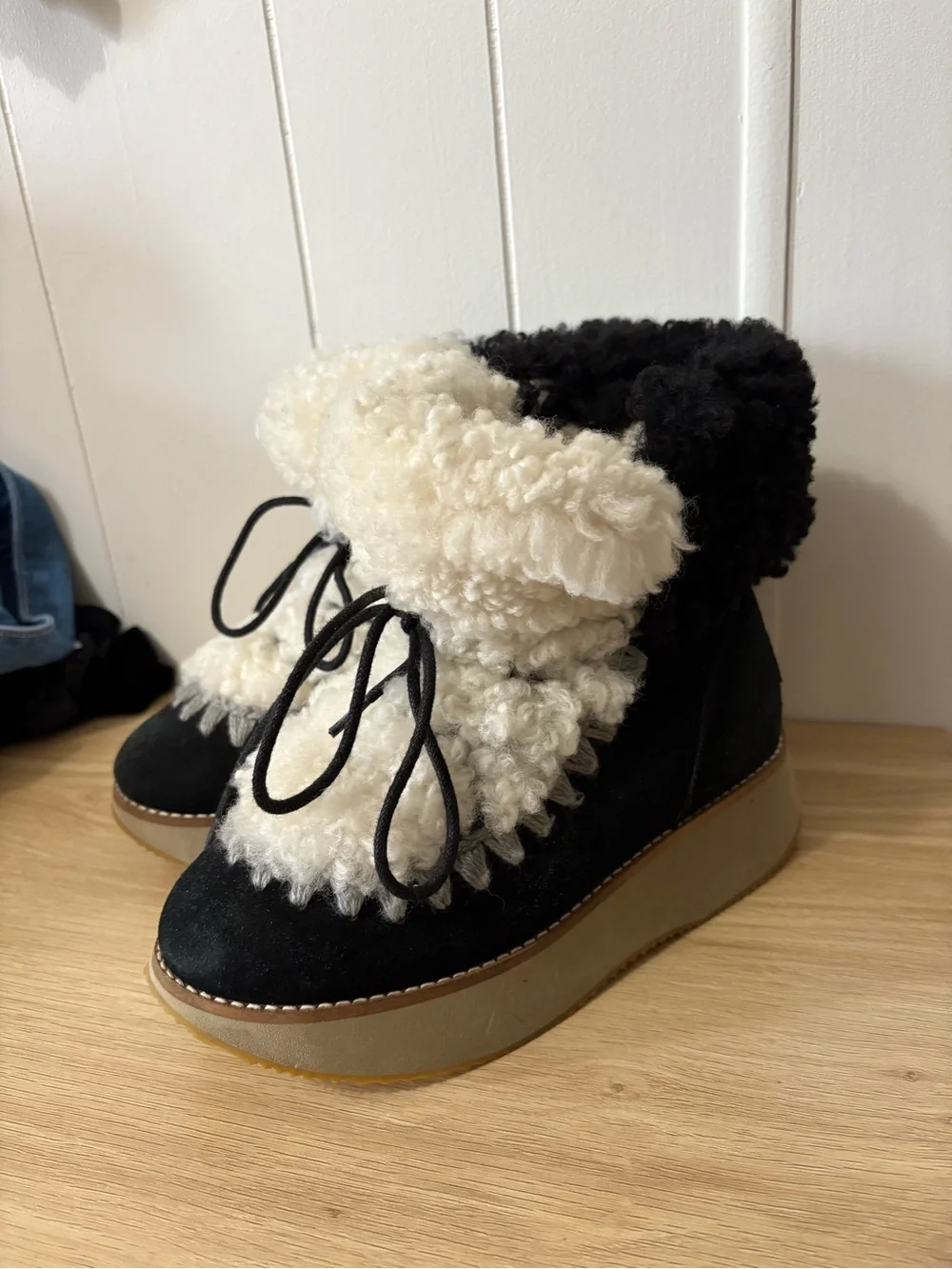 Mou chunky shearling