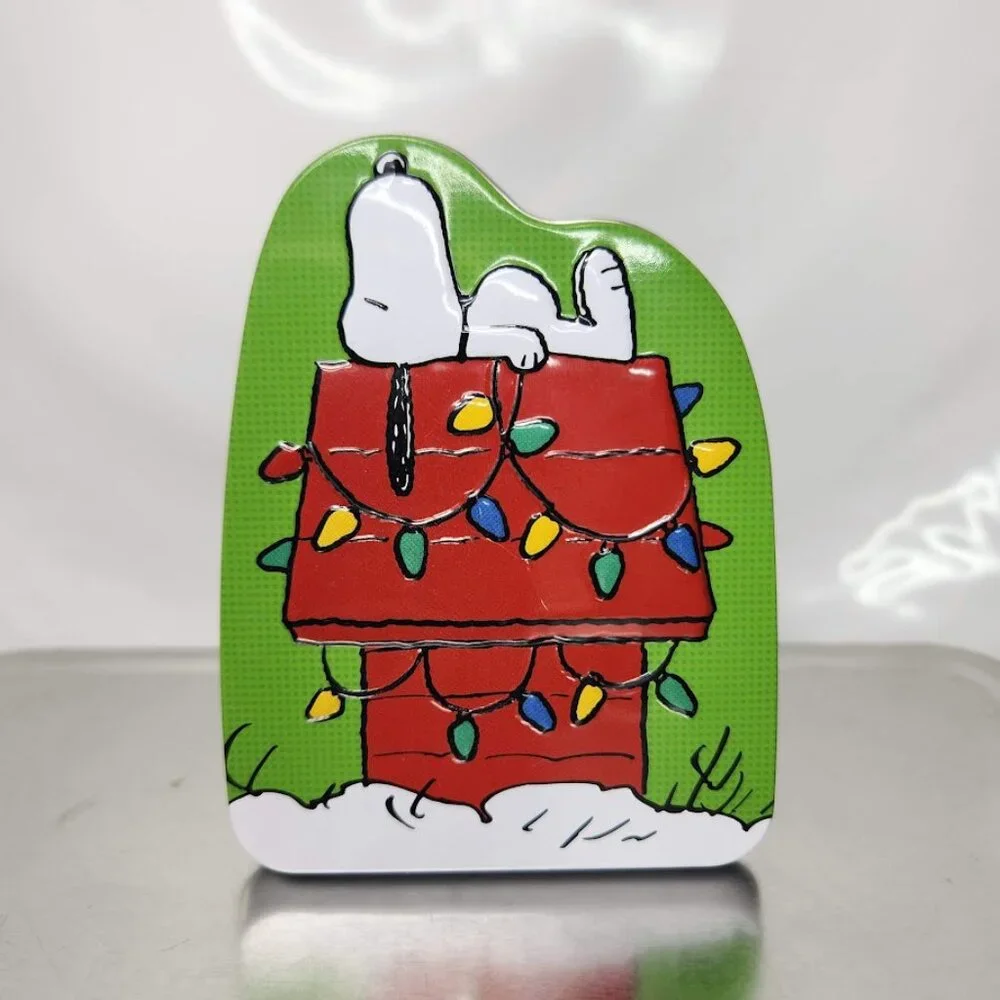Peanuts snoopy small