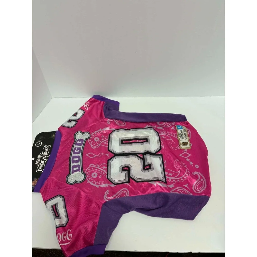 Snoop Doggie Doggs product features