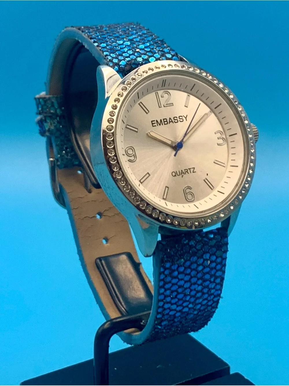 EMBASSY By GRUEN Women’s Fashion Quartz Wristwatch Crystal Bezel Works New Batt