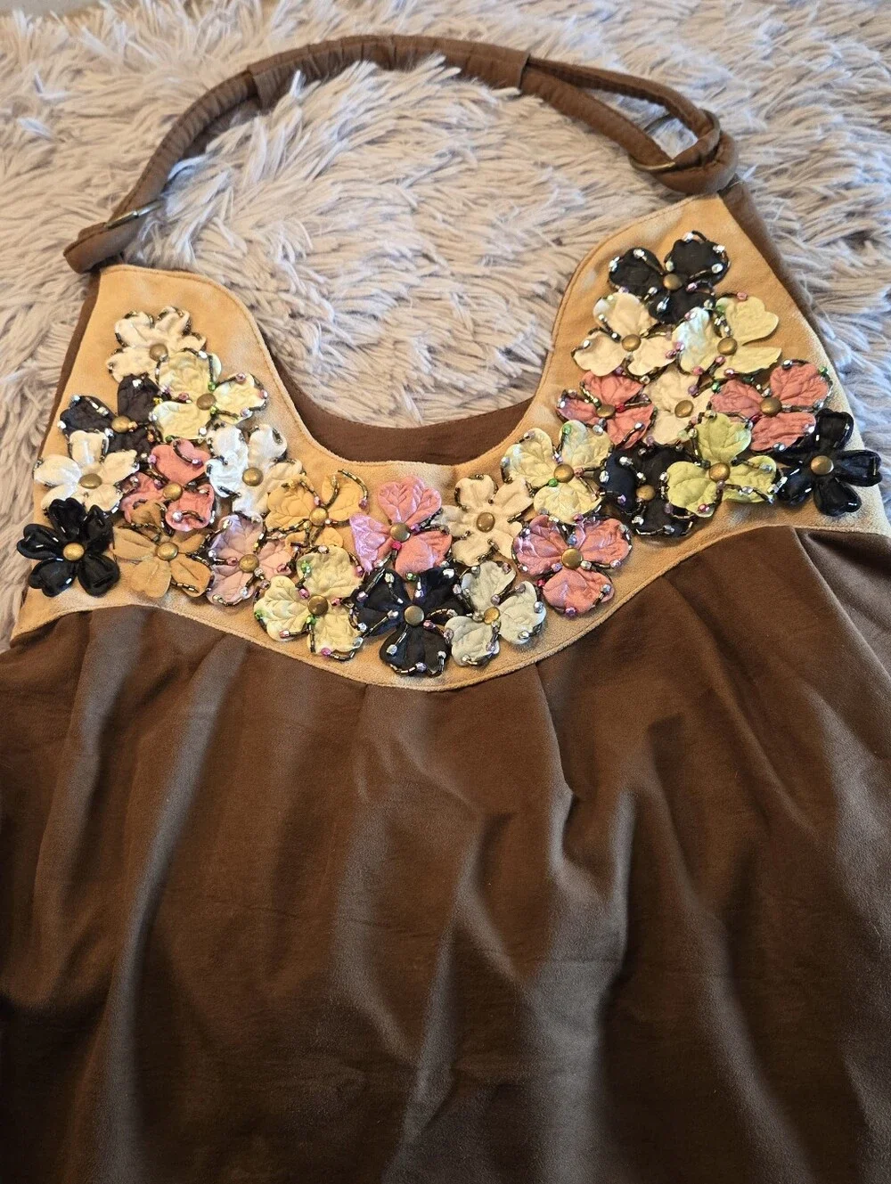 N/A brown shoulder