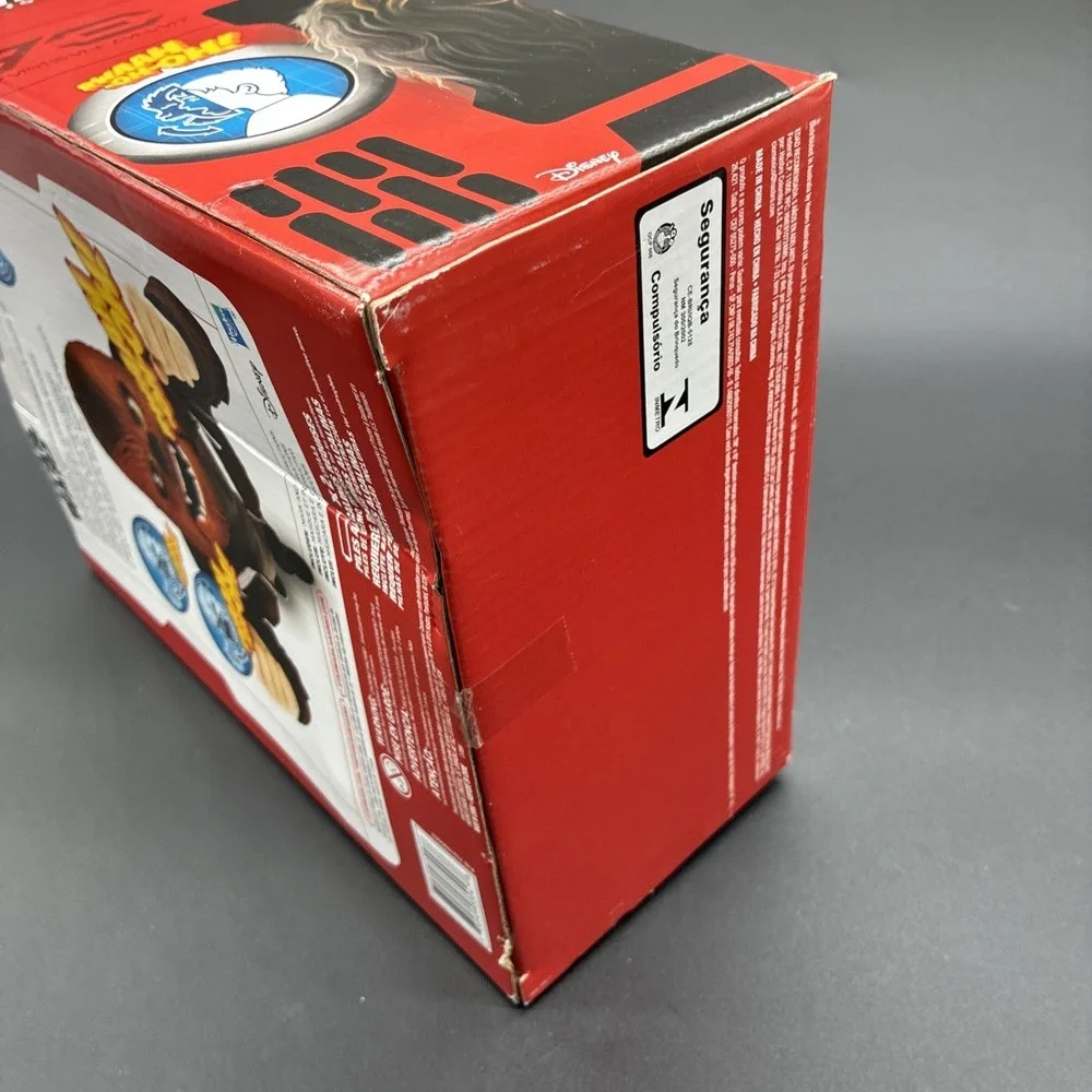 Star Wars The Force Awakens Chewbacca Electronic Roaring Sound Mask Sealed Box