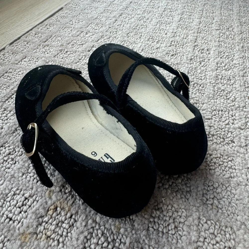 GAP toddler shoes