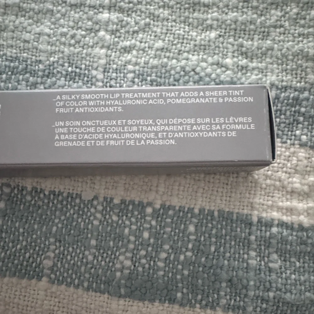 R.E.M. Beauty experience luxurious