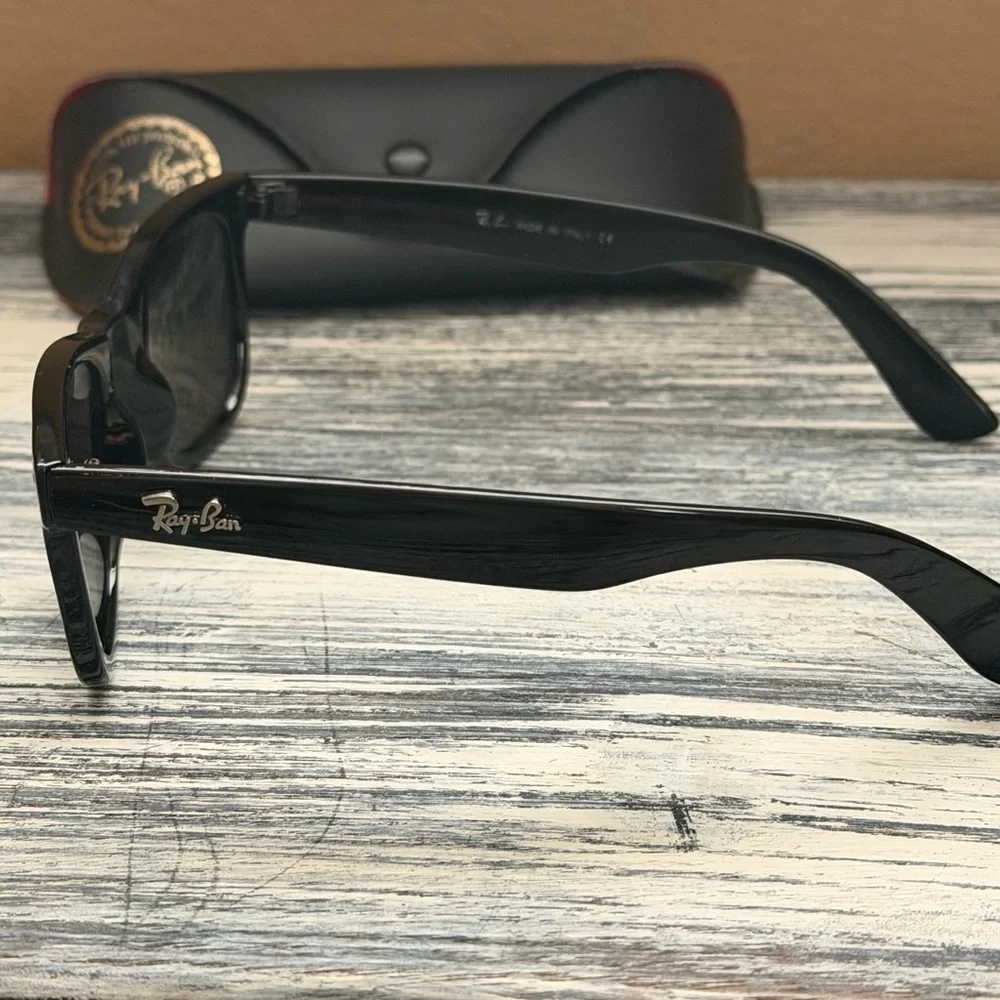 Ray-Ban preowned great