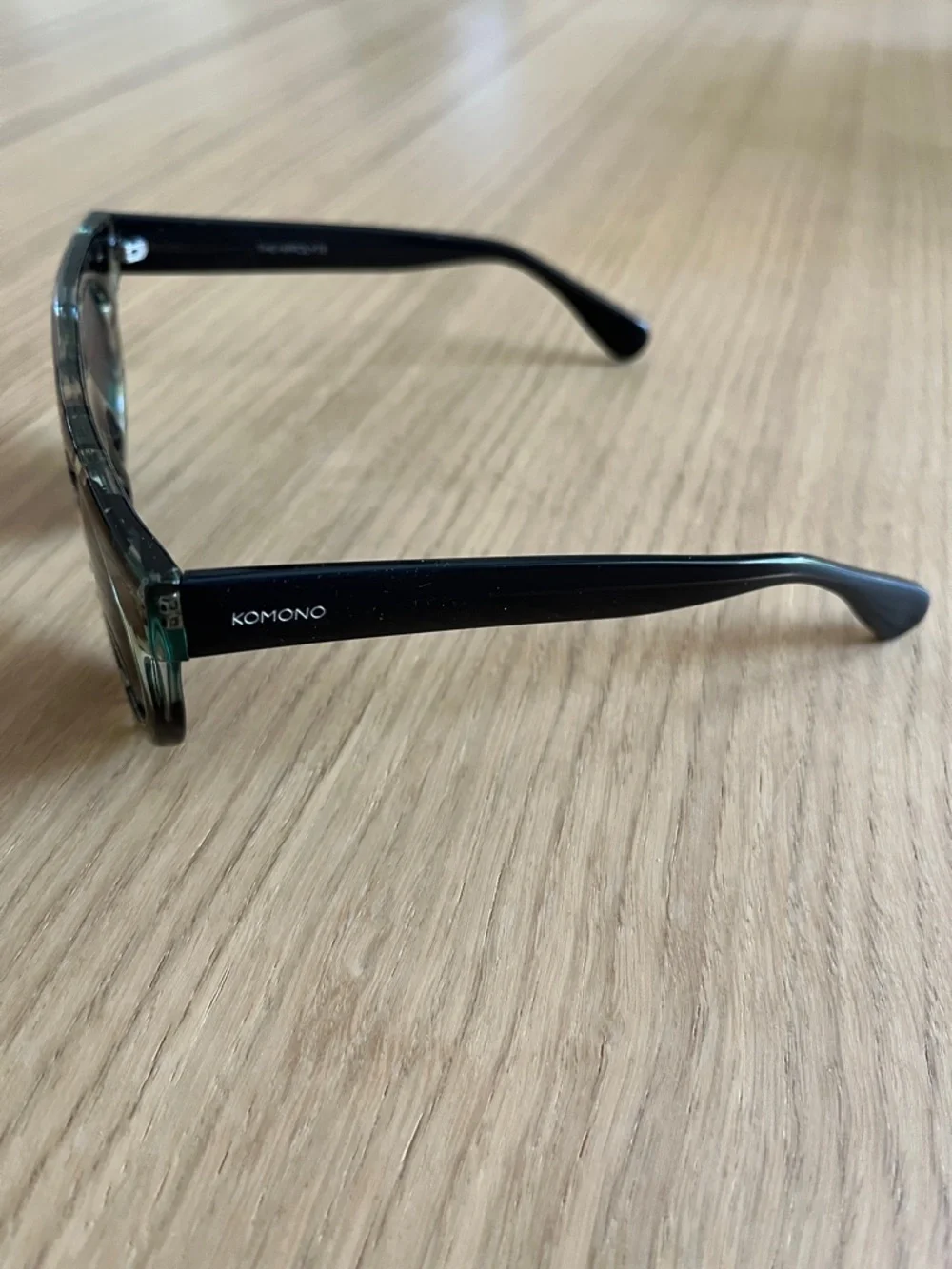 Komono hard palm frame