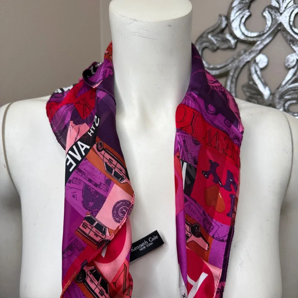 Kenneth Cole New York Big‎ Apple Scarf Pink