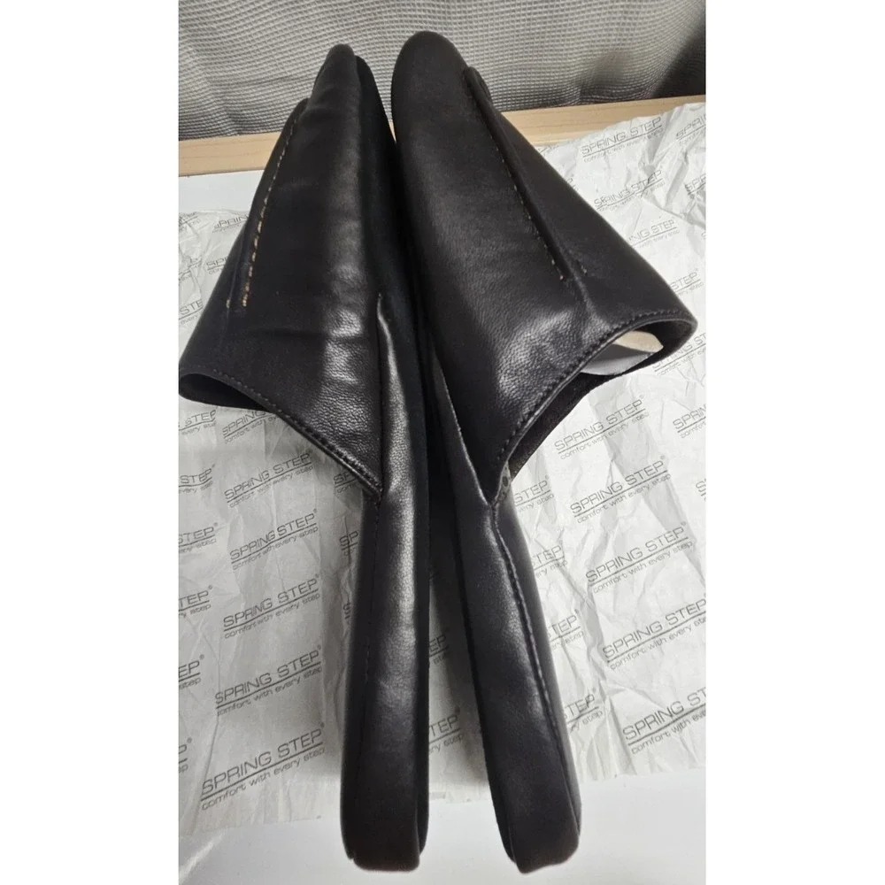 Spring Step leather upper