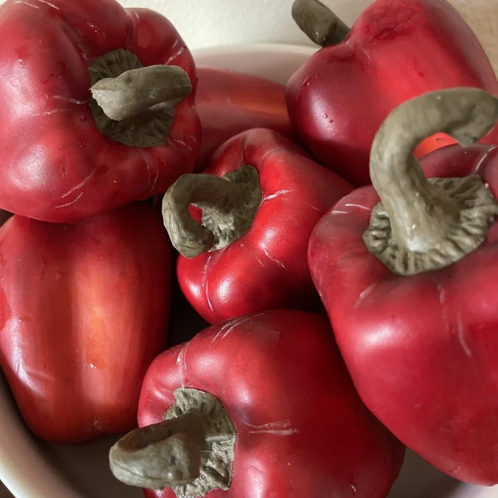 Vtg Artificial Faux Fake Vegetables Peppers Realistic Peppers Home Staging Prop‎