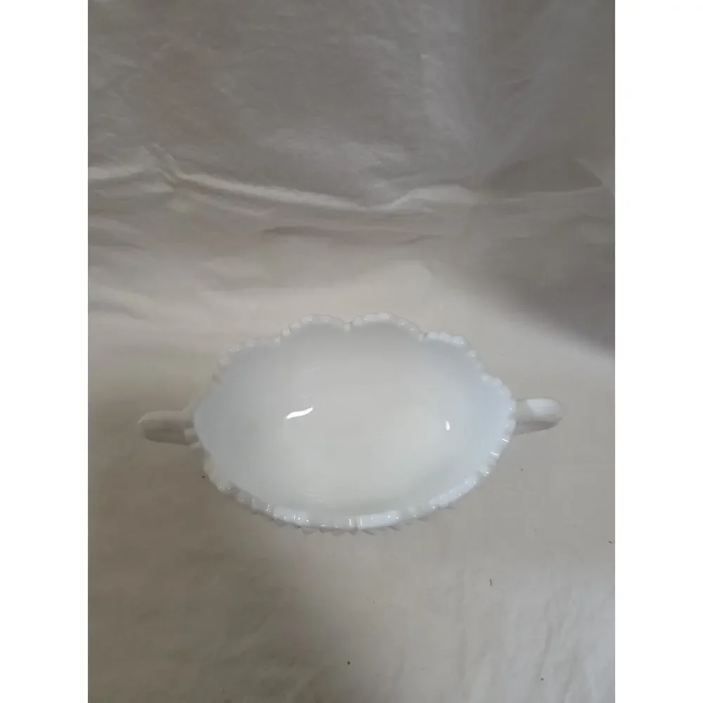 Fenton hobnail milk
