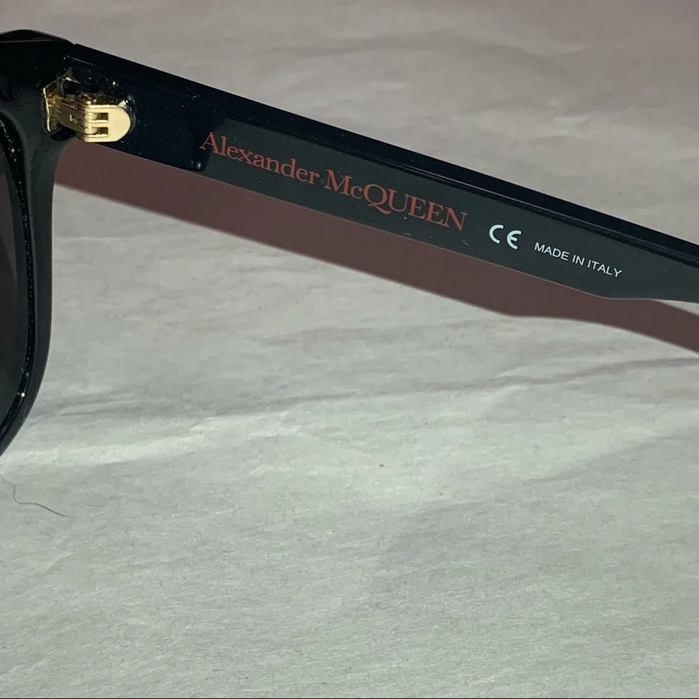 Alexander McQueen authentic never