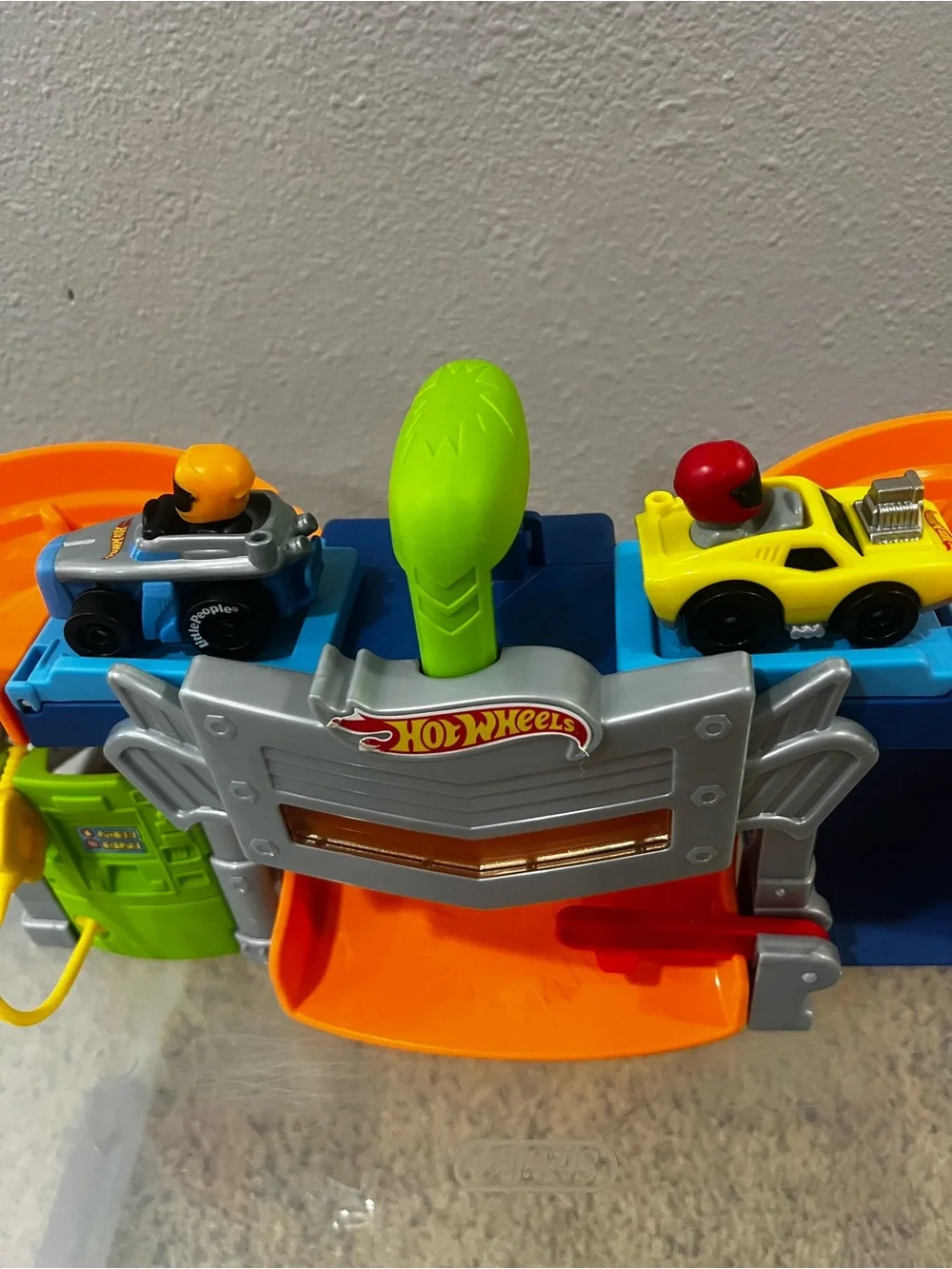 Little People garage playset